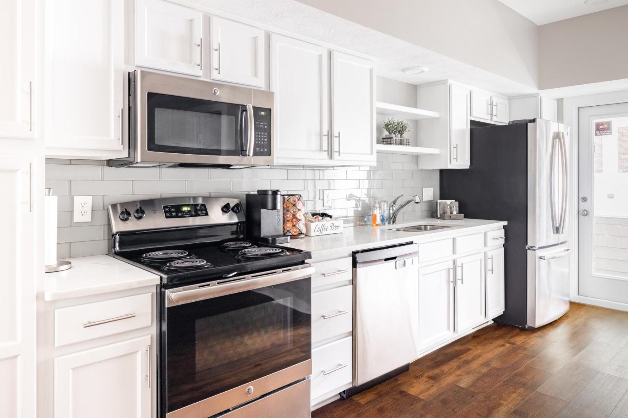 Luxury Downtown Townhome Unit 5 クリーブランド エクステリア 写真