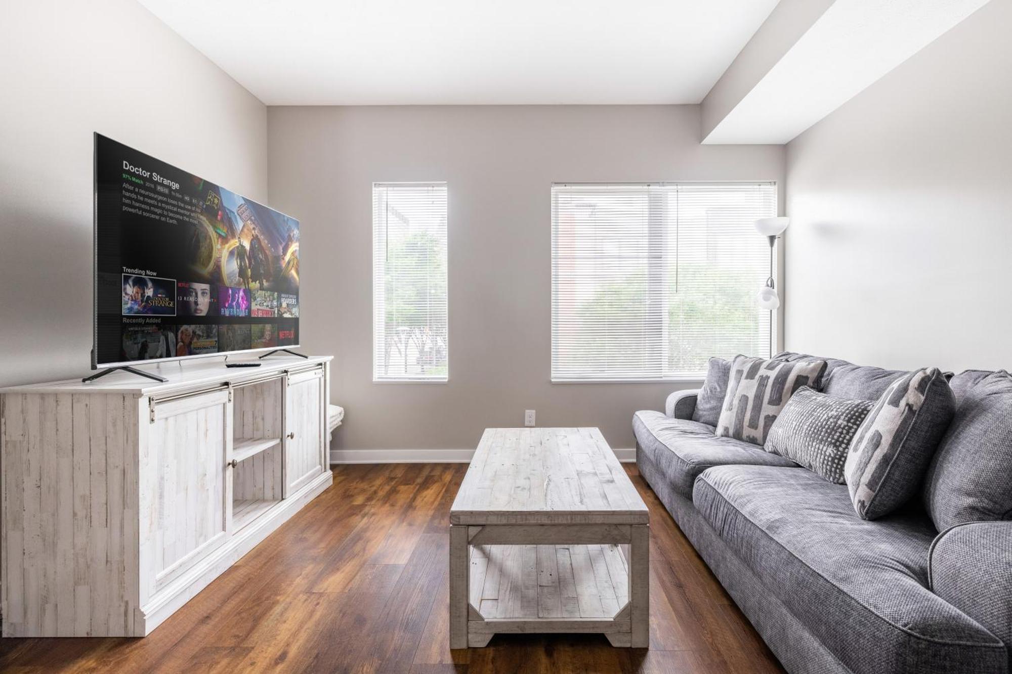 Luxury Downtown Townhome Unit 5 クリーブランド エクステリア 写真